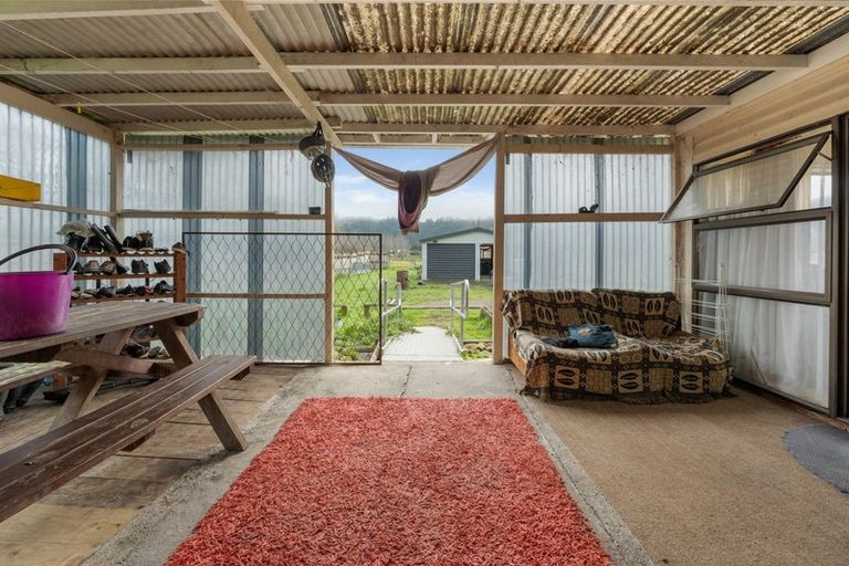 Photo of property in 12 Marsack Road, Taumarunui, 3992