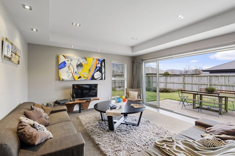 Photo of property in 20 Pemberton Drive, Darfield, 7510