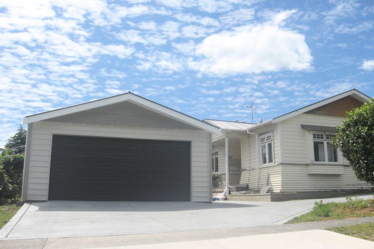 Photo of property in 12 Belvedere Street, Te Puke, 3119