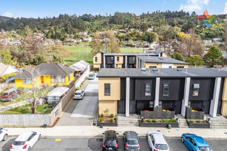 Photo of property in 5/240 Stokes Valley Road, Stokes Valley, Lower Hutt, 5019