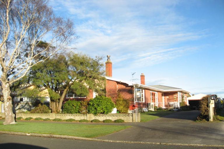 Photo of property in 12 Dublin Street, Windsor, Invercargill, 9810