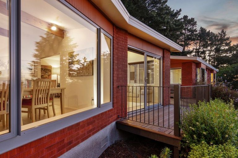 Photo of property in 831 Cashmere Road, Halswell, Christchurch, 8025