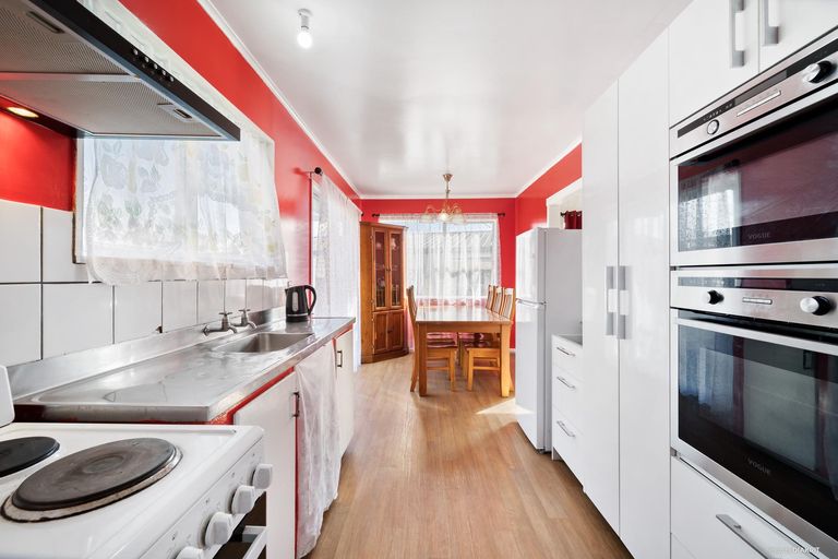 Photo of property in 26 Mascot Avenue, Mangere, Auckland, 2022