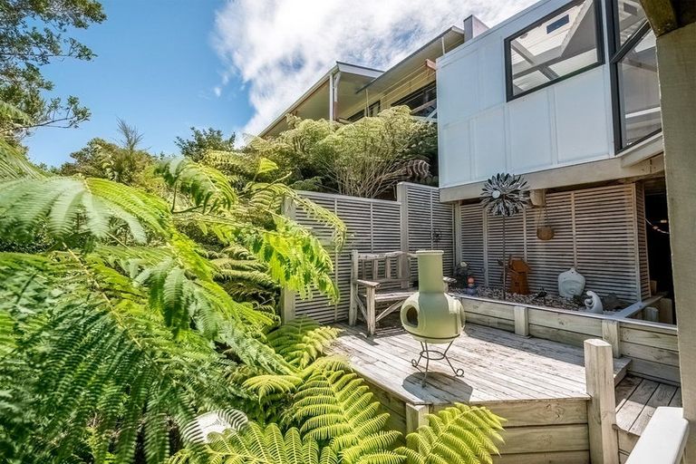 Photo of property in 15 Te Haumi Drive, Paihia, 0200