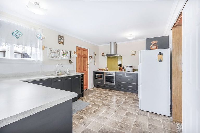 Photo of property in 4 Alanbrooke Place, Beerescourt, Hamilton, 3200