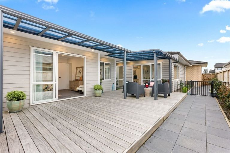 Photo of property in 14 Rauaruhe Road, Karaka, Papakura, 2113