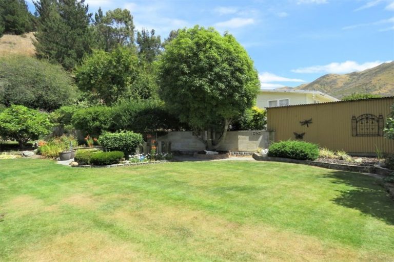 Photo of property in 12 Settlement Road, Kurow, 9435