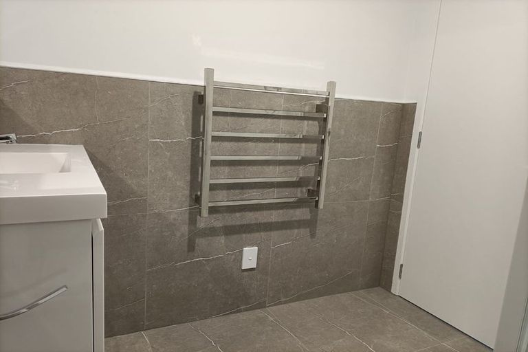 Photo of property in 13b East Street, Raglan, 3225