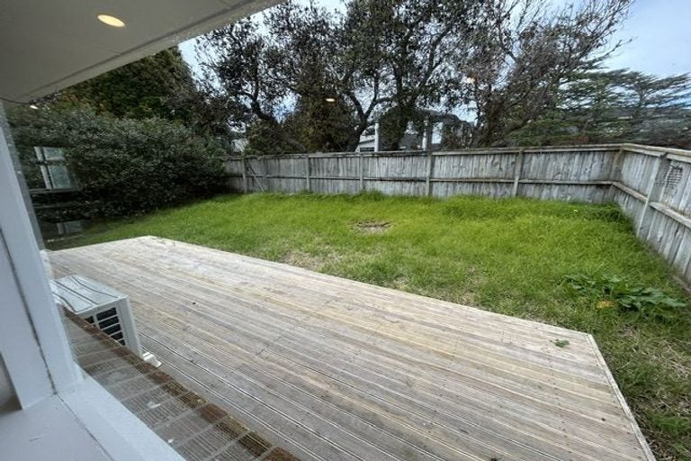 Photo of property in 1/29 Eban Avenue, Hillcrest, Auckland, 0627