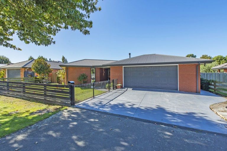 Photo of property in 23 Bridge Street, Southbridge, 7602