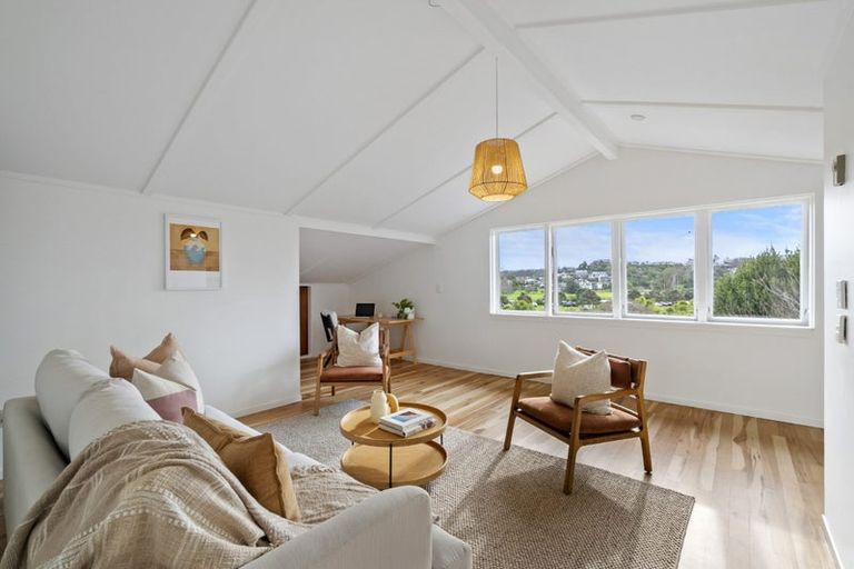 Photo of property in 24 Sylvan Avenue, Northcote, Auckland, 0627