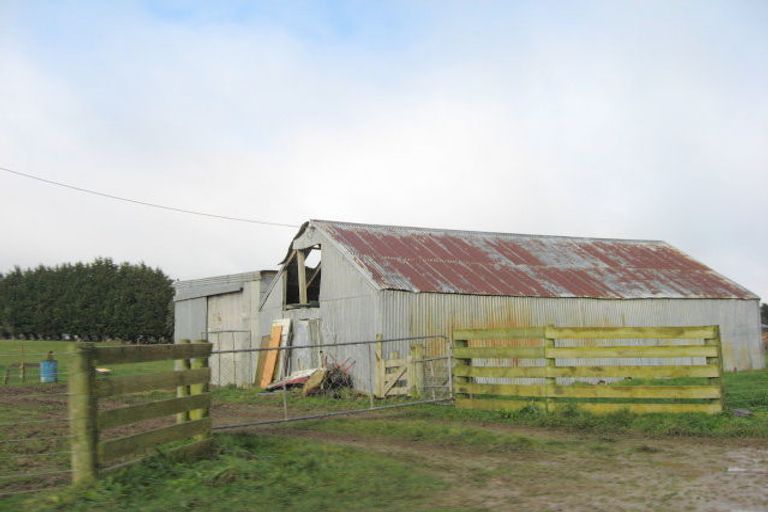 Photo of property in 13 Woodlands Cemetery Road, Woodlands, Invercargill, 9871