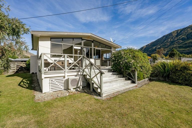 Photo of property in 137 Kent Street, Kingston, Athol, 9793