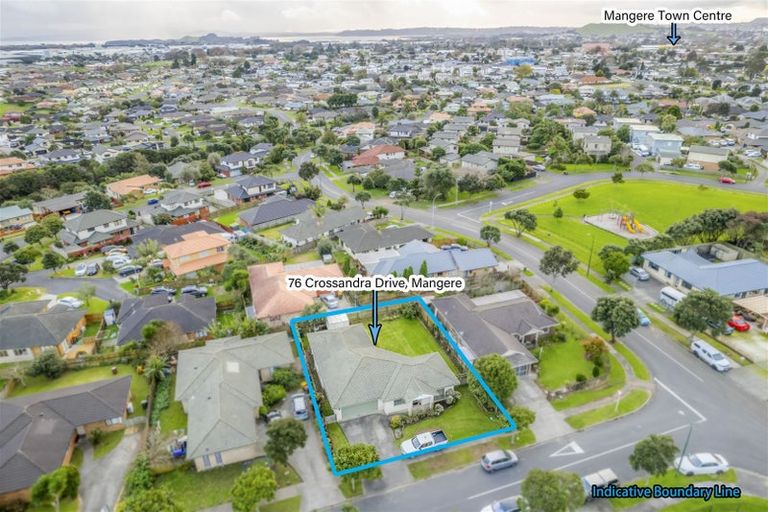 Photo of property in 76 Crossandra Drive, Mangere, Auckland, 2022