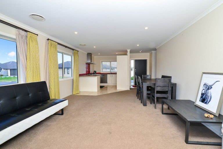 Photo of property in 6 Oolong Court, Huntington, Hamilton, 3210