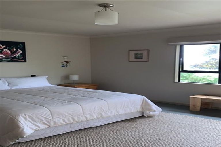 Photo of property in 27 Hicks Crescent, Waikanae Beach, Waikanae, 5036