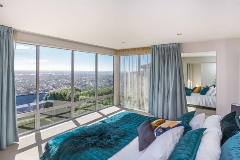 Photo of property in 95 Longhurst Terrace, Cashmere, Christchurch, 8022