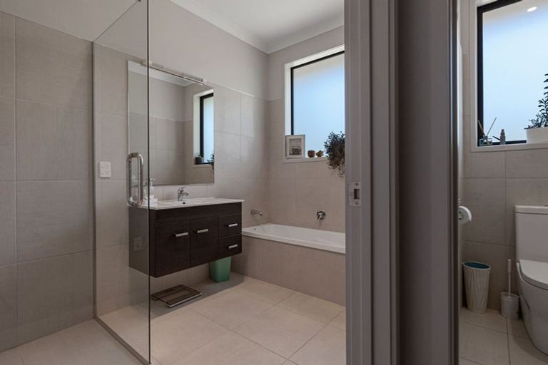 Photo of property in 31 Eagles Way, Cable Bay, 0420