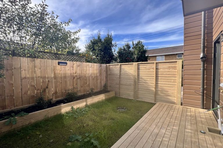 Photo of property in 8/35 Centreway Road, Orewa, 0931