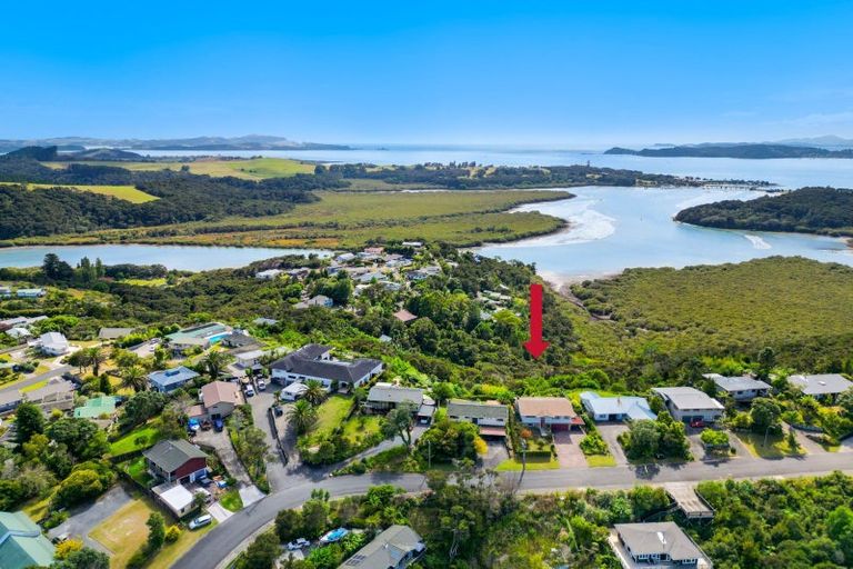 Photo of property in 24 Goffe Drive, Haruru, 0204