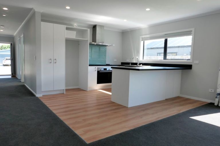 Photo of property in 8 Rotoiti Place, Paraparaumu, 5032