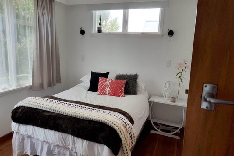 Photo of property in 61 Whiteley Street, Moturoa, New Plymouth, 4310