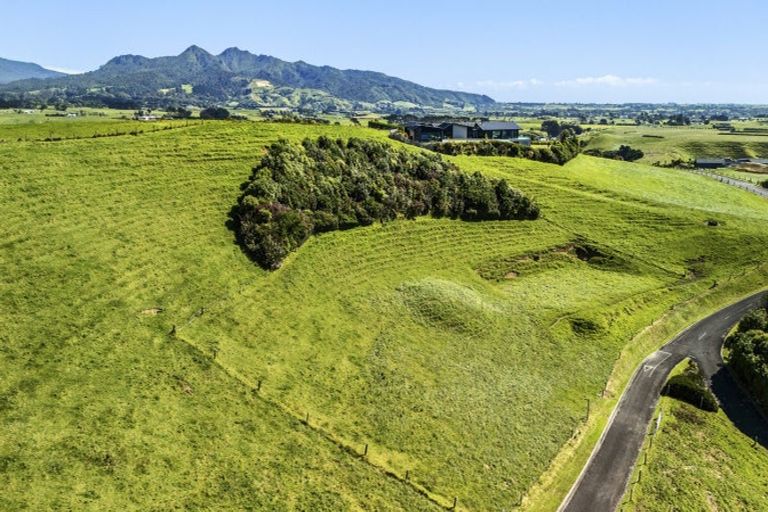 Photo of property in 19 Washer Road, Omata, New Plymouth, 4374