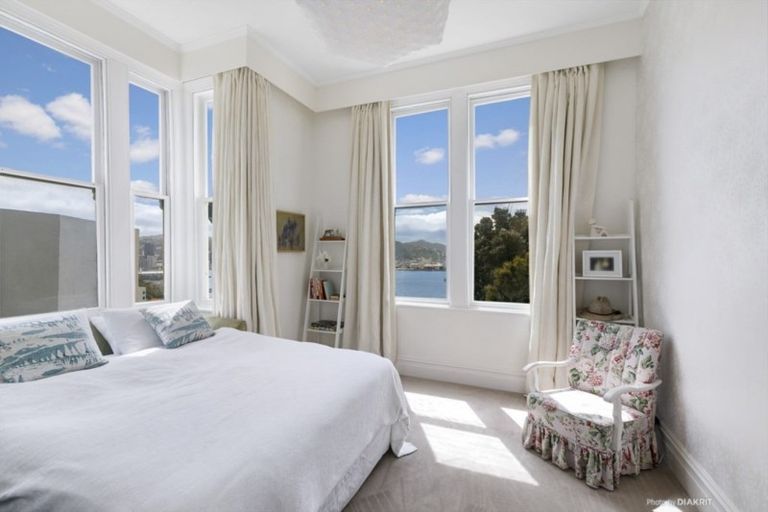 Photo of property in 33 Hay Street, Oriental Bay, Wellington, 6011