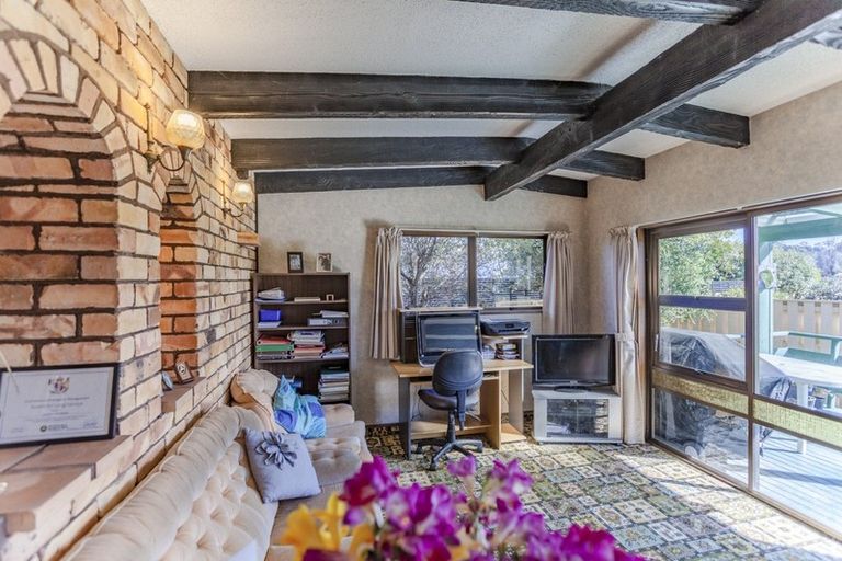 Photo of property in 4 Bruce Place, Bay View, Napier, 4104