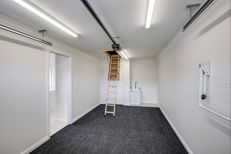 Photo of property in 55 Read Crescent, Clive, 4102