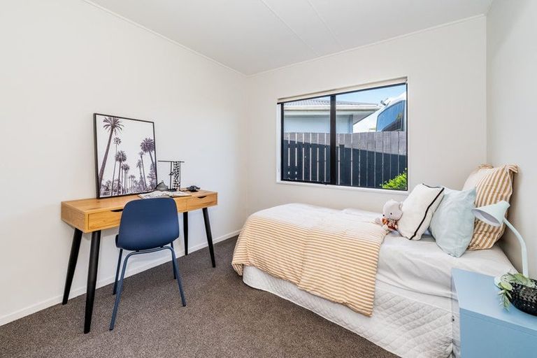 Photo of property in 87 Elizabeth Street, Waikanae, 5036