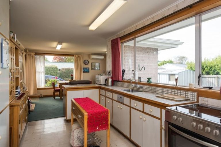 Photo of property in 12 Cavan Place, Mairehau, Christchurch, 8052