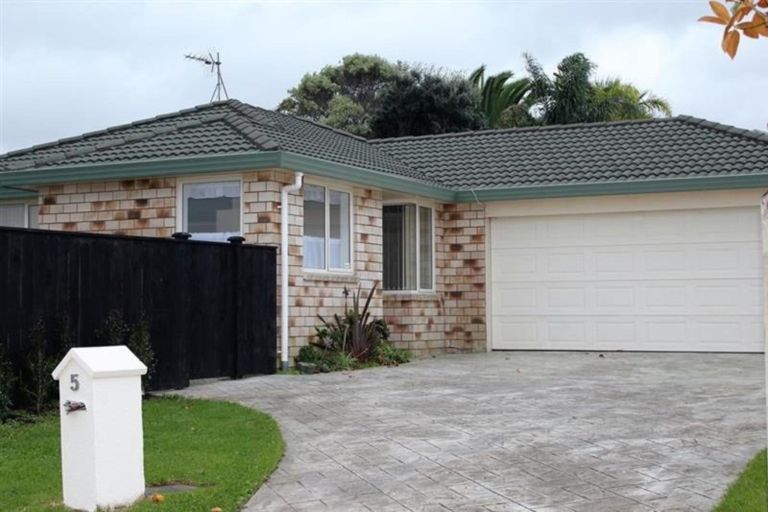 Photo of property in 5 Frederick Reece Drive, The Gardens, Auckland, 2105