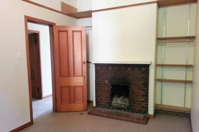 Photo of property in 14 Wallace Street, Mount Cook, Wellington, 6021