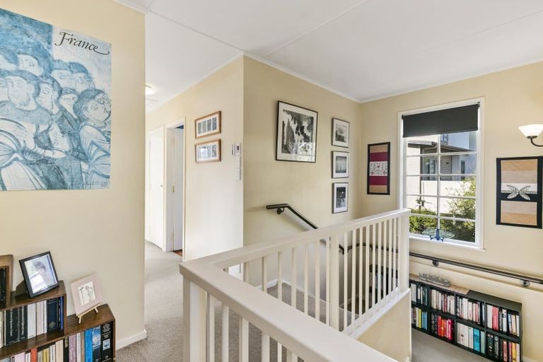 Photo of property in 84 Warwick Street, Wilton, Wellington, 6012