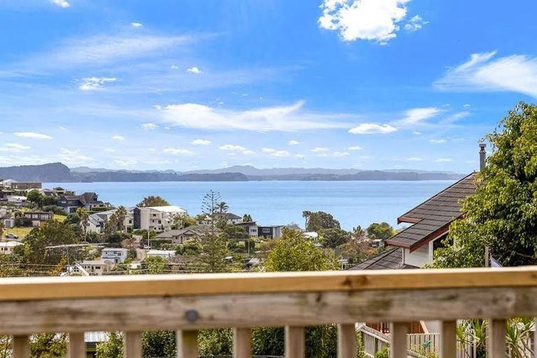 Photo of property in 34b Totara Road, Stanmore Bay, Whangaparaoa, 0932