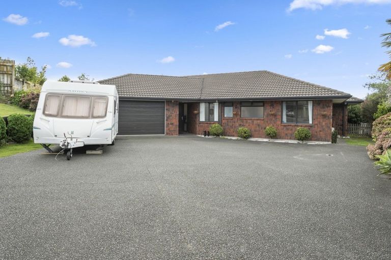 Photo of property in 43 Norm Freeman Drive, Te Puke, 3119