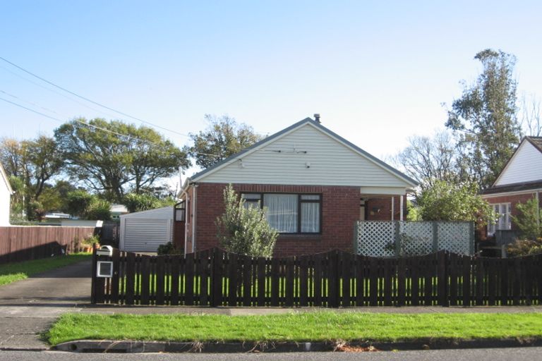 Photo of property in 8 Cole Street, Naenae, Lower Hutt, 5011