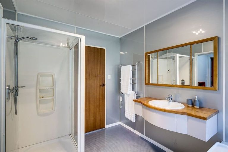 Photo of property in 3 Redwood Place, Te Awanga, 4102