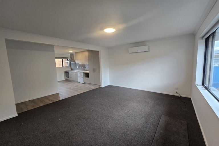 Photo of property in 2/7 Division Street, Riccarton, Christchurch, 8041