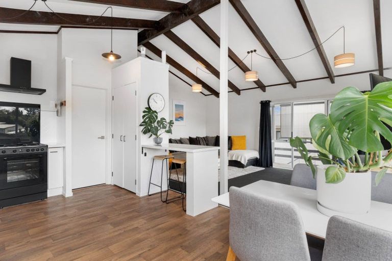 Photo of property in 4b Luke Street, Brookfield, Tauranga, 3110