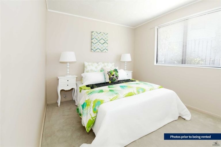 Photo of property in 34b Madigan Place, Glendene, Auckland, 0602