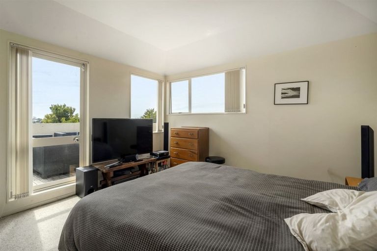 Photo of property in 20a Alton Avenue, Hillcrest, Auckland, 0627