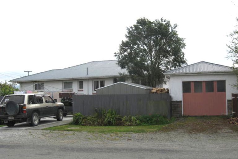 Photo of property in 14a Exeter Street, Waimate, 7924