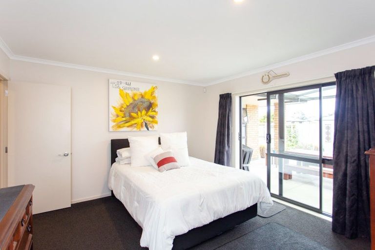 Photo of property in 24 Poynter Place, Gonville, Whanganui, 4501