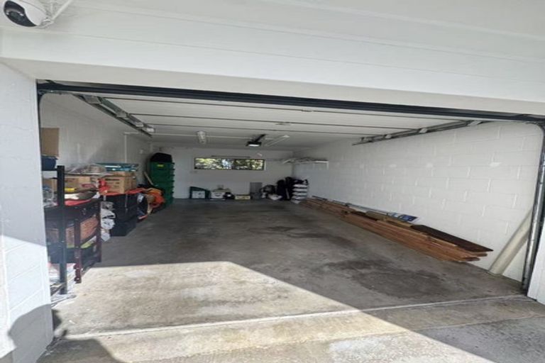 Photo of property in 2/18 Stanley Avenue, Milford, Auckland, 0620