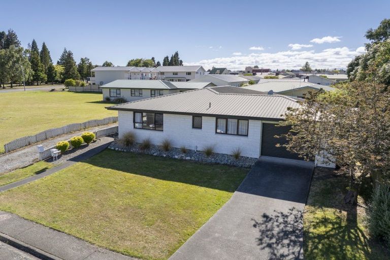 Photo of property in 5 Cleddau Street, Te Anau, 9600