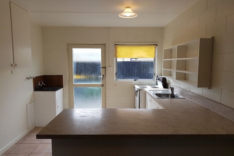 Photo of property in 2/72 Fairfield Avenue, Addington, Christchurch, 8024