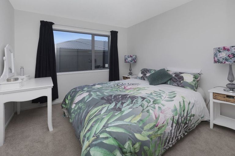 Photo of property in 117 Prestons Park Drive, Marshland, Christchurch, 8083