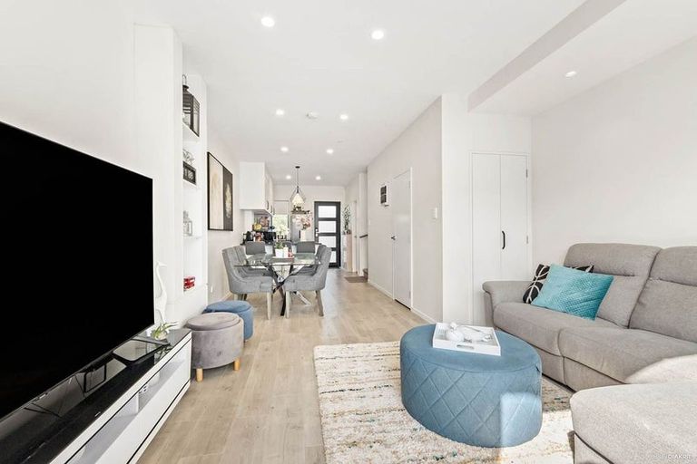 Photo of property in 8/46 Te Kanawa Crescent, Henderson, Auckland, 0610